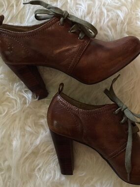 Frye Brown Leather Lace-Up Ankle Booties